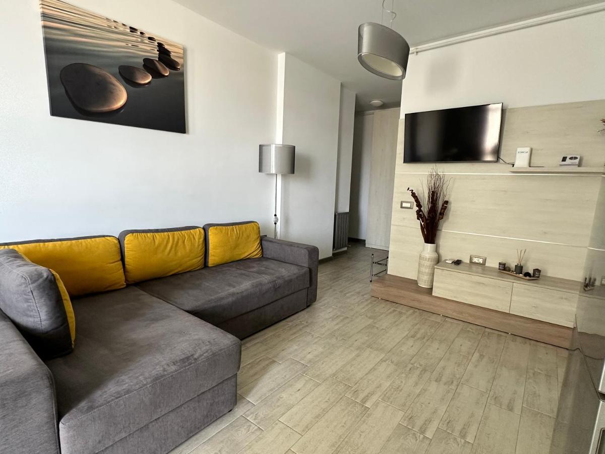 Alfie Mamaia Nord Lägenhet Năvodari Exteriör bild